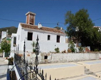 A charming, 200 year old farm house built by and named by the original owner, now offers self service accommodation for four guests.